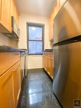 EAST 56 STREET in New York, NY - Foto de edificio - Building Photo