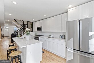 1825 S Hanover St in Baltimore, MD - Building Photo - Building Photo