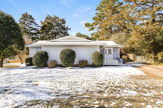 property at 202 Evergreen St