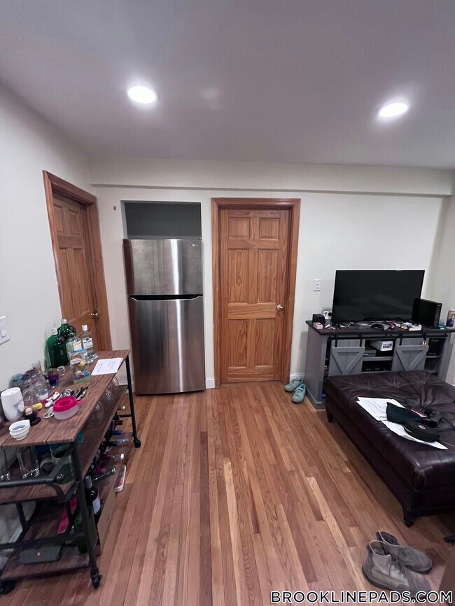 1801 Beacon St