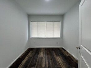 11 Lowden St in Elizabeth, NJ - Building Photo - Building Photo