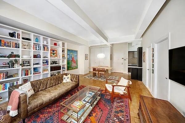 425 Park Ave S in New York, NY - Building Photo - Building Photo