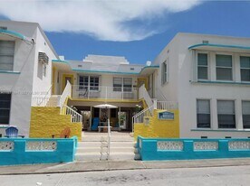 309 Crocus Terrace in Hollywood, FL - Building Photo