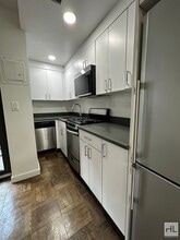 EAST 35 STREET, Unit 8C in New York, NY - Foto de edificio - Building Photo