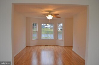 395 Stonewall St in Strasburg, VA - Building Photo - Building Photo