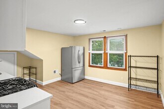 35 3rd Ave in Lansdowne, MD - Building Photo - Building Photo