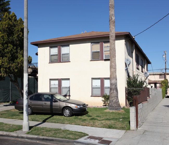 1641 259th St in Harbor City, CA - Foto de edificio - Building Photo