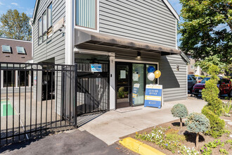 Enchanted Woods in Federal Way, WA - Foto de edificio - Building Photo