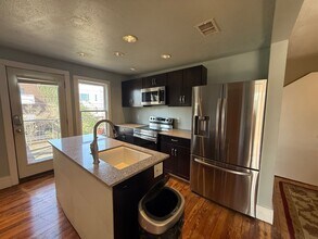 1822 W 35th St in Austin, TX - Building Photo - Building Photo