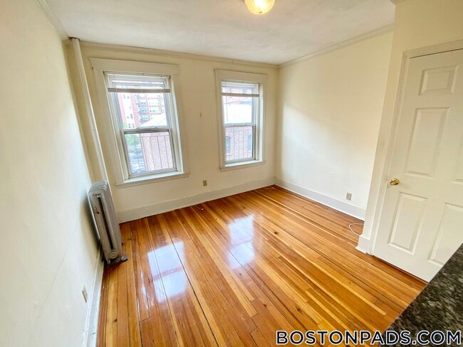 55 Queensberry St in Boston, MA - Building Photo - Building Photo