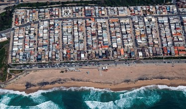 6 Ocean View Units-Manhattan Beach in Manhattan Beach, CA - Building Photo - Building Photo