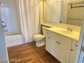 1150 Wildwood Lakes Blvd, Unit 208 in Naples, FL - Building Photo - Building Photo