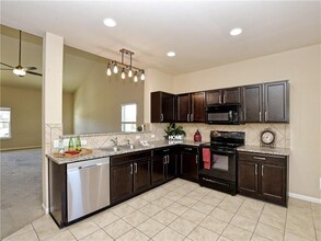 104 Denton Dr in Hutto, TX - Building Photo - Building Photo