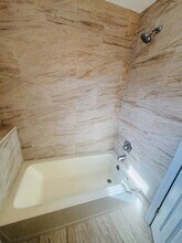 14 1st St in Glen Cove, NY - Building Photo - Building Photo