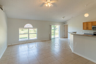 529 Peace Dr in Kissimmee, FL - Building Photo - Building Photo