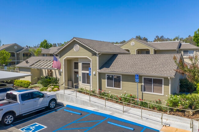 Crosscreek in Escondido, CA - Building Photo - Other