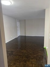 40 Zabriskie St in Hackensack, NJ - Building Photo - Building Photo