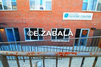 1143 Dekalb Ave in Brooklyn, NY - Foto de edificio - Building Photo