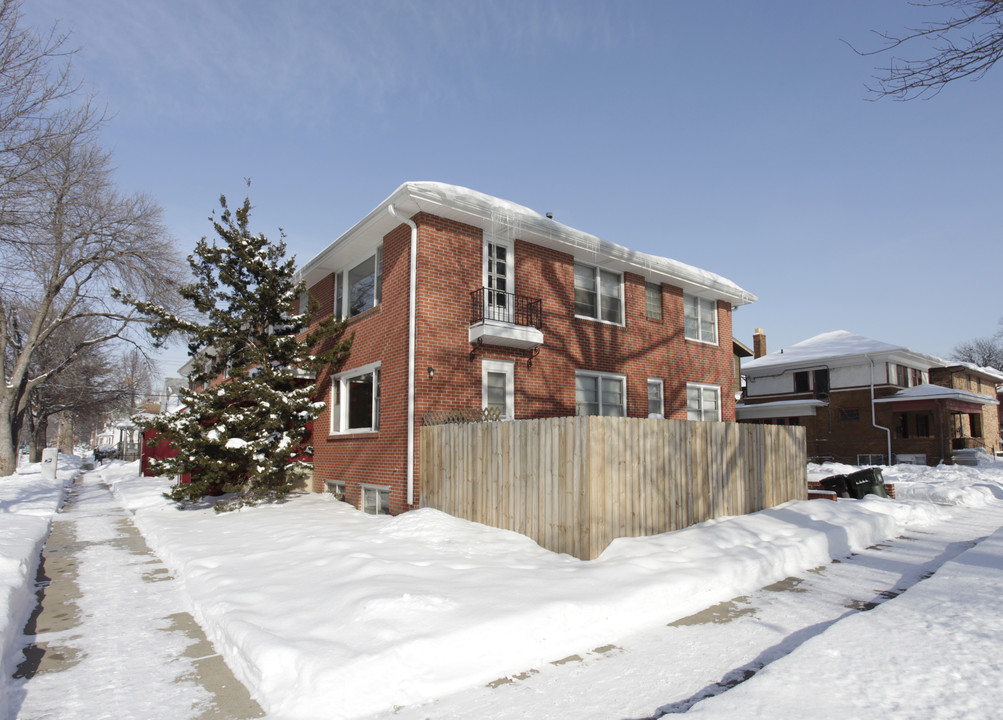 1030 S 12th St in Lincoln, NE - Foto de edificio