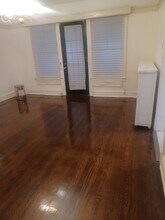 7636 S Yates Blvd in Chicago, IL - Building Photo - Building Photo