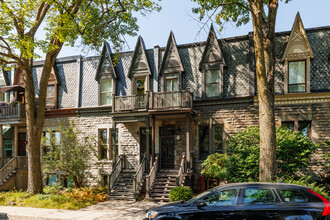 33 Stayner Rue in Westmount, QC - Building Photo - Building Photo