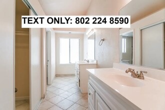 4555 Sungate Dr in Palmdale, CA - Building Photo - Building Photo