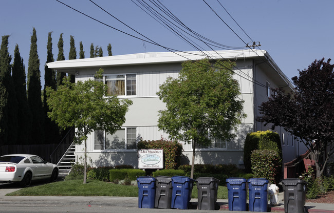 Lake Chabot Apartments in Castro Valley, CA - Building Photo - Building Photo