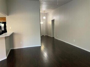 7449 Ashcroft Cir in Fort Worth, TX - Building Photo - Building Photo