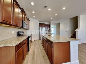 636 Silver Moss Dr in Moncks Corner, SC - Building Photo - Building Photo