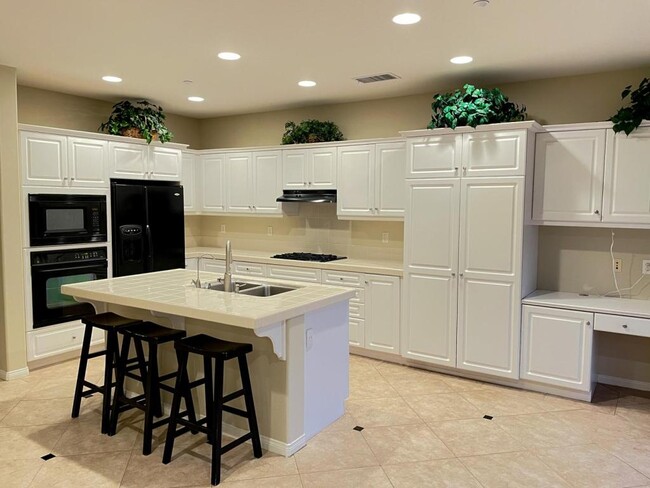 2 Avenida Reflexion in San Clemente, CA - Building Photo - Building Photo