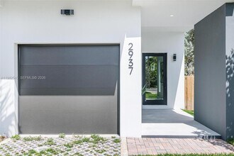 2937 SW 21st St in Miami, FL - Building Photo - Building Photo