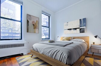 156 E 85th St in New York, NY - Building Photo - Building Photo