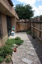 908 Alcazar St NE in Albuquerque, NM - Building Photo - Building Photo