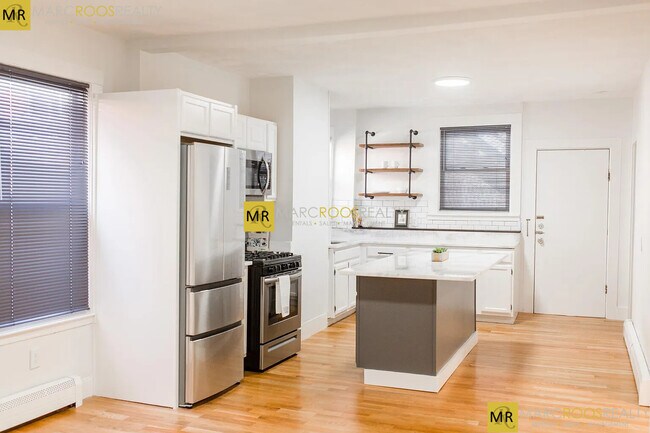 2 Elbow St in Boston, MA - Building Photo - Building Photo