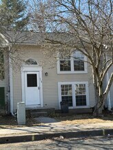 518 Brighton Pl in Essex, MD - Building Photo - Building Photo