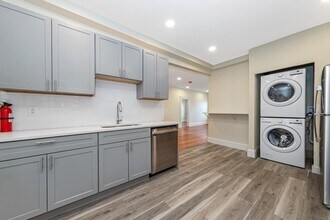 44 Brackett St in Boston, MA - Building Photo - Building Photo