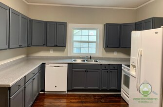 6 W 5th St in Greenville, SC - Building Photo - Building Photo