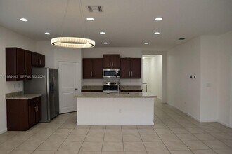 27440 SW 135th Ave Rd in Naranja, FL - Building Photo - Building Photo