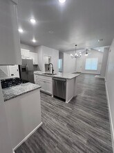 6931 11th St in Lubbock, TX - Building Photo - Building Photo