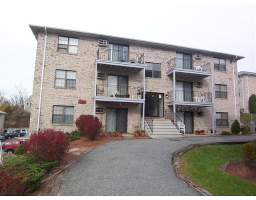 22 Kenmar Dr in Billerica, MA - Building Photo