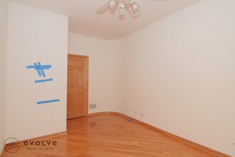 2730 N Wayne Ave-Unit -2732-2 in Chicago, IL - Building Photo - Building Photo