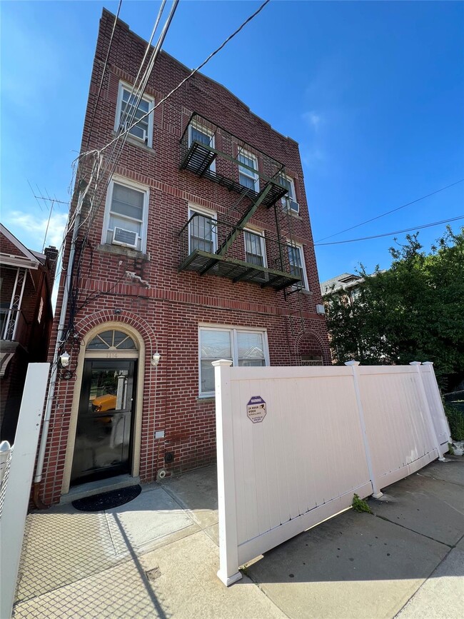 property at 1114 Neill Ave
