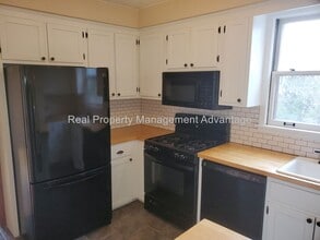 217 Gardenia Ave in Royal Oak, MI - Building Photo - Building Photo