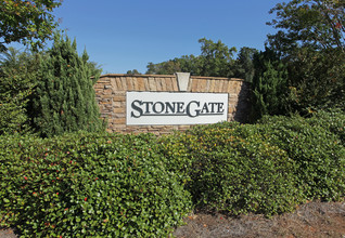 StoneGate in Charlotte, NC - Building Photo - Building Photo