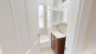 413 Washington St, Unit 2 in Cambridge, MA - Building Photo - Building Photo