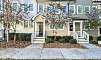1290 Brookins Trl in Atlanta, GA - Building Photo