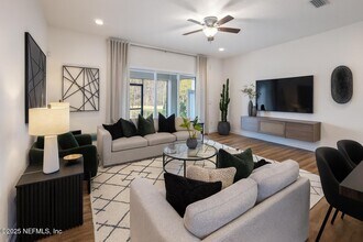 5973 Pavilion Dr in Jacksonville, FL - Building Photo - Building Photo