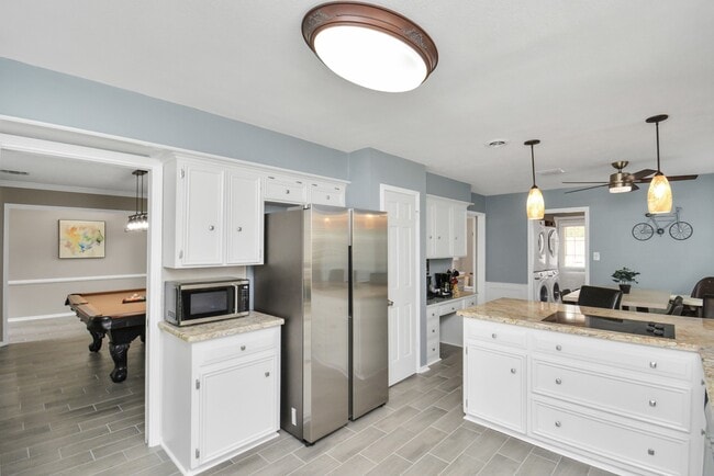 property at 1807 Saddlecreek Dr