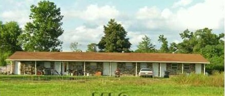 Oakwood Apartments in Gulfport, MS - Building Photo