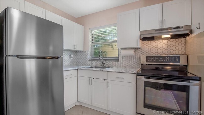 property at 5186 NE 6th Ave